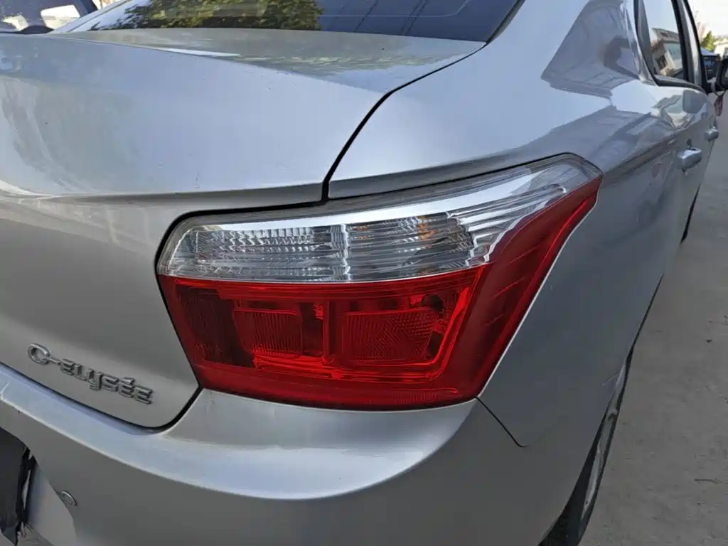 Citroen Elysee — миниатюра 8