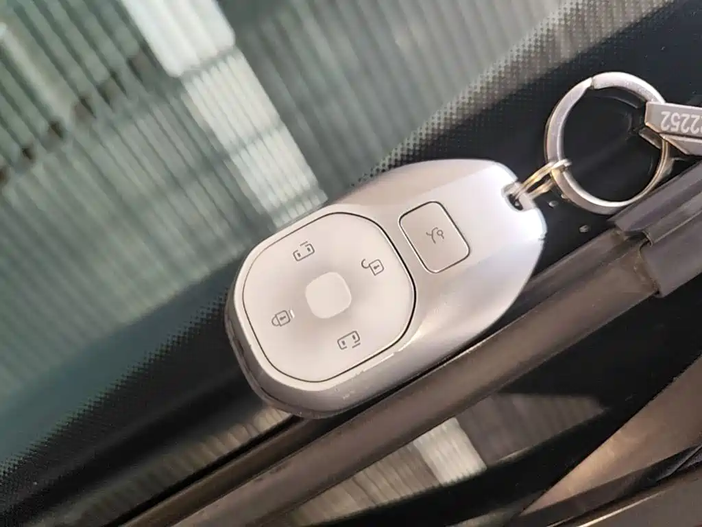 GAC Motor Trumpchi E8 PHEV — миниатюра 9