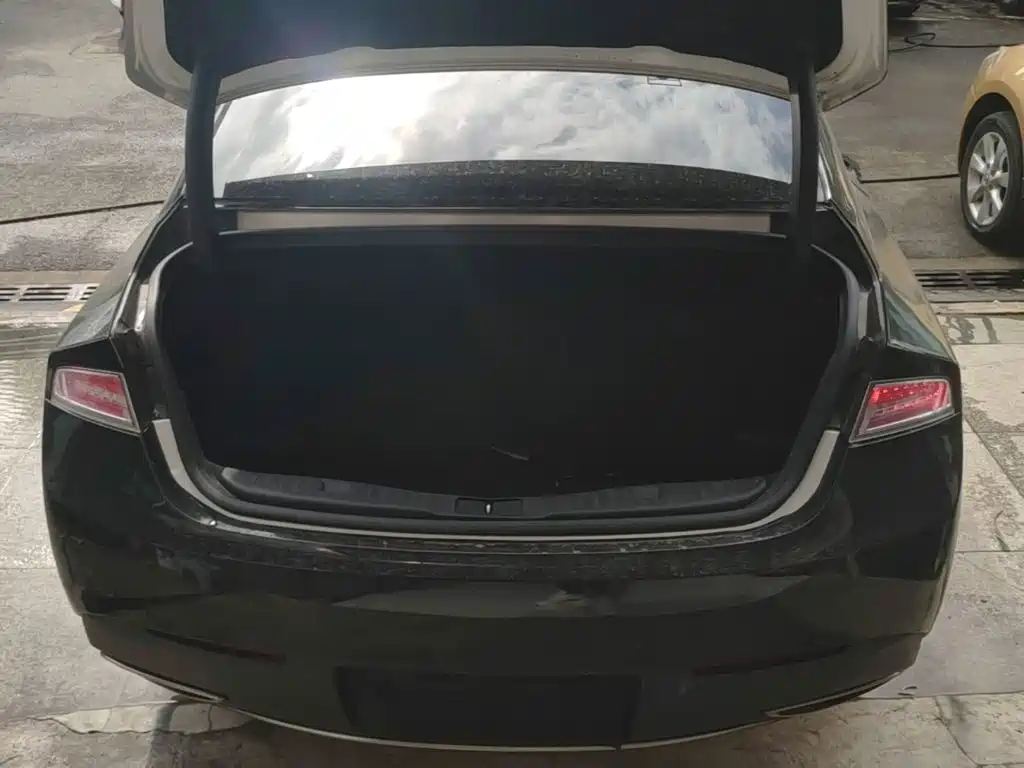 Lincoln MKZ — миниатюра 19