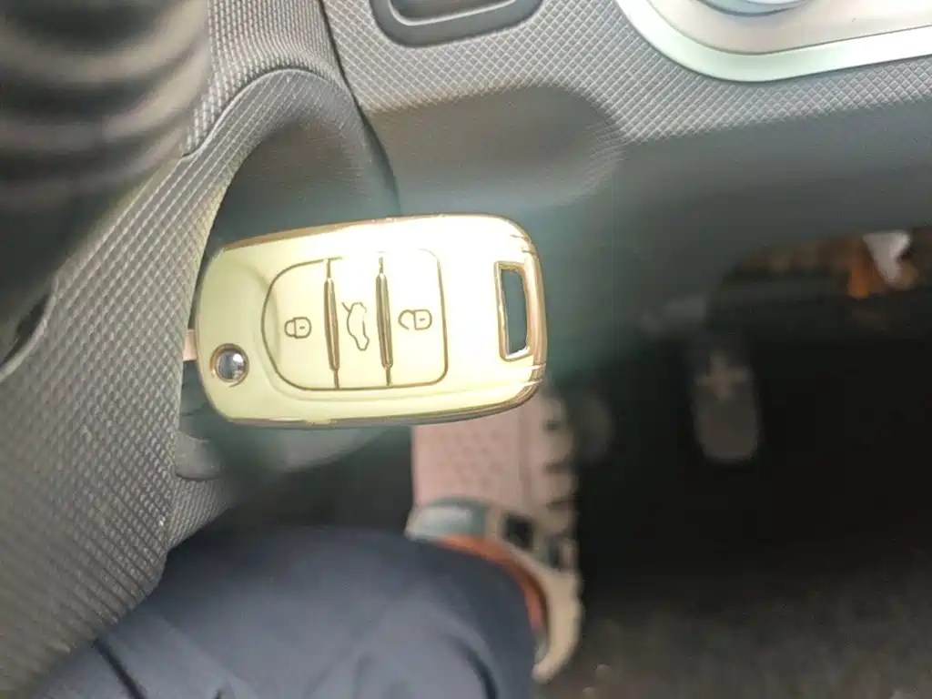 Wuling MINIEV — миниатюра 9