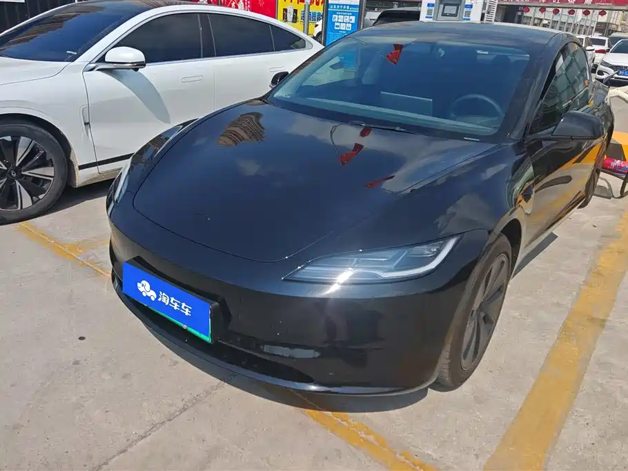 Tesla Model 3 2026