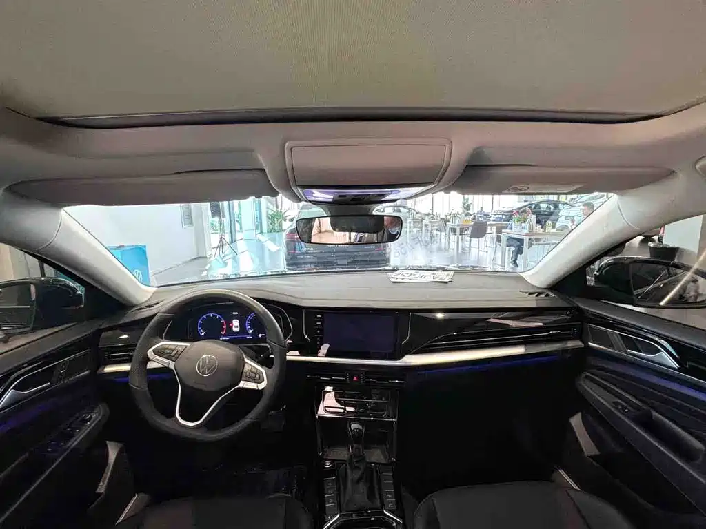 Volkswagen Passat — миниатюра 4