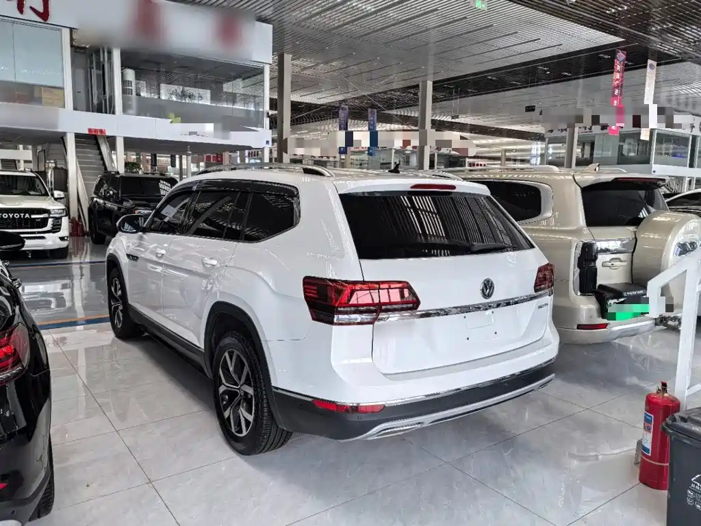 Volkswagen Teramont — миниатюра 5