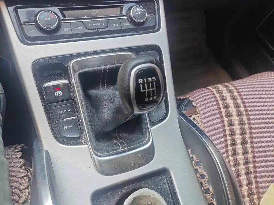 Geely Boyue — миниатюра 16