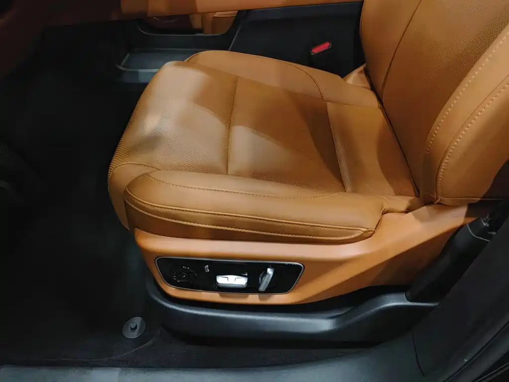 Li Auto Li L7 — миниатюра 20
