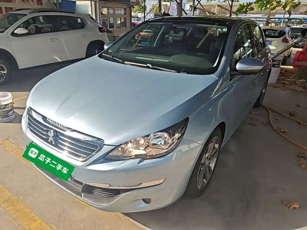 Peugeot 308S