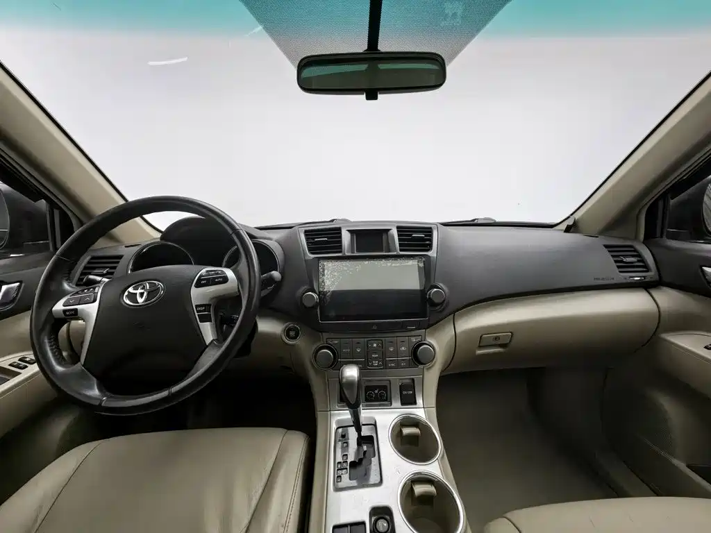 Toyota Highlander — миниатюра 5