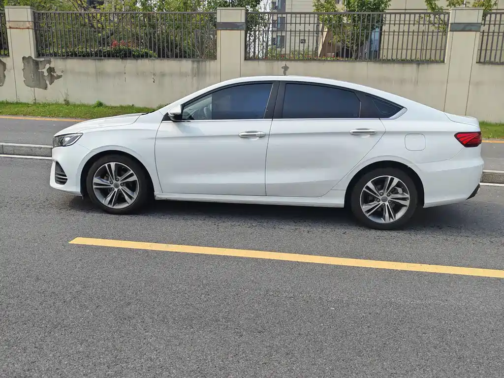 Geely Binrui — миниатюра 7