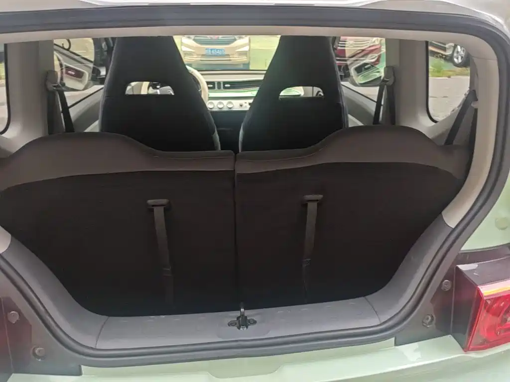 Wuling MINIEV — миниатюра 19