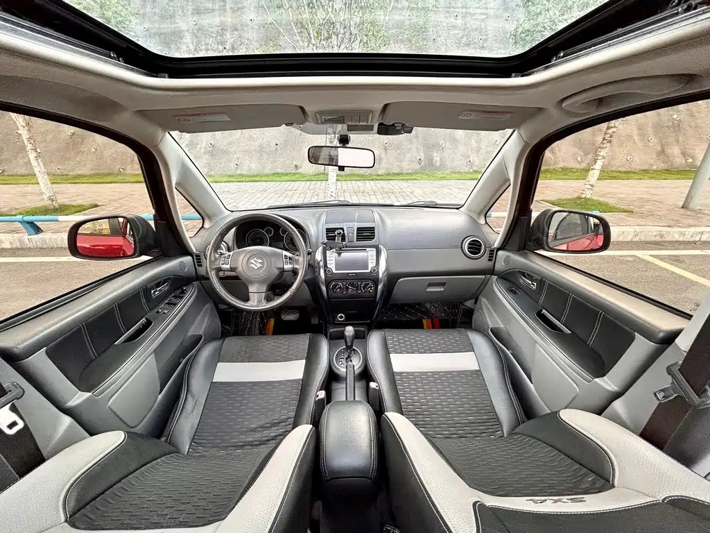 Suzuki SX4 1.6L Auto Cool Sharp Type, фото 16