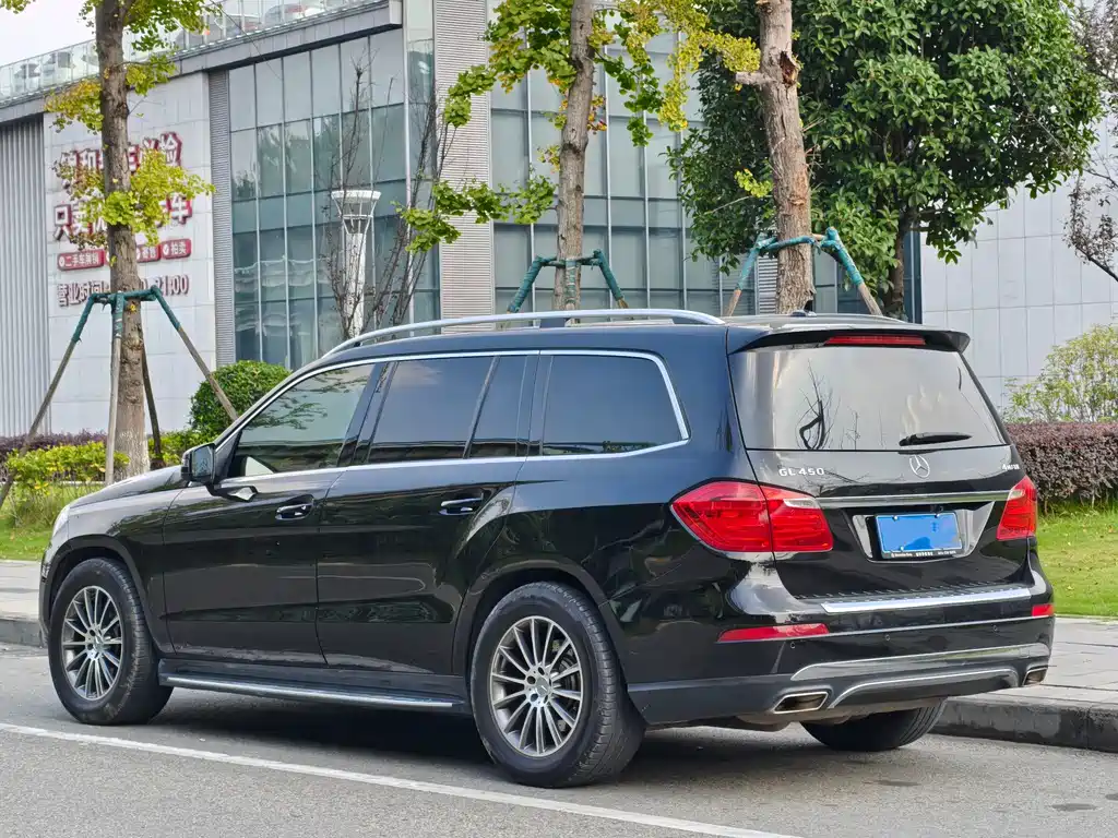Mercedes-Benz GL-Class — миниатюра 4