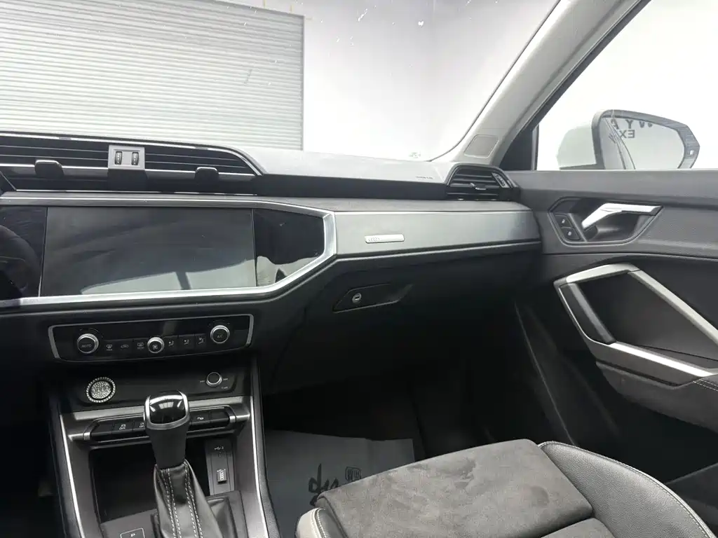 Audi Q3 — миниатюра 14