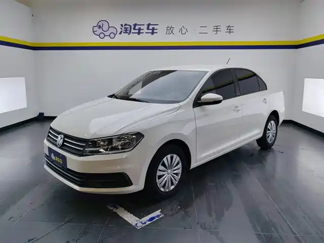 VOLKSWAGEN SANTANA 2023