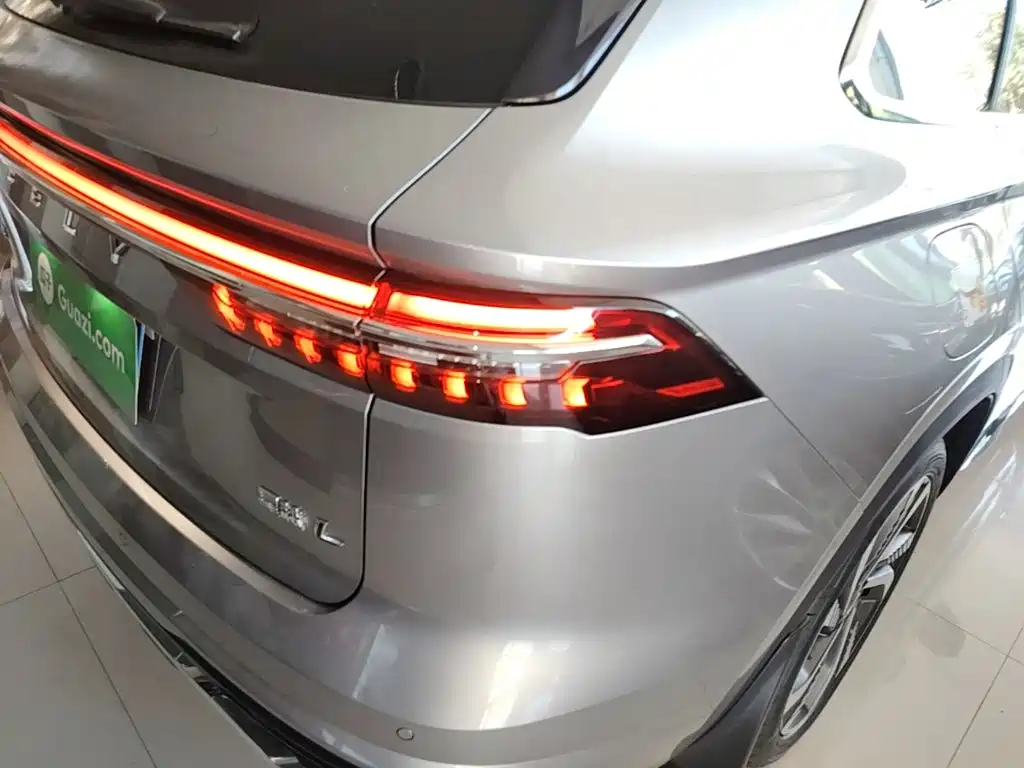 Geely Xingyue L — миниатюра 8