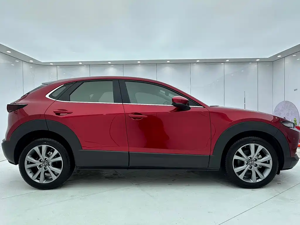 MAZDA CX 30
