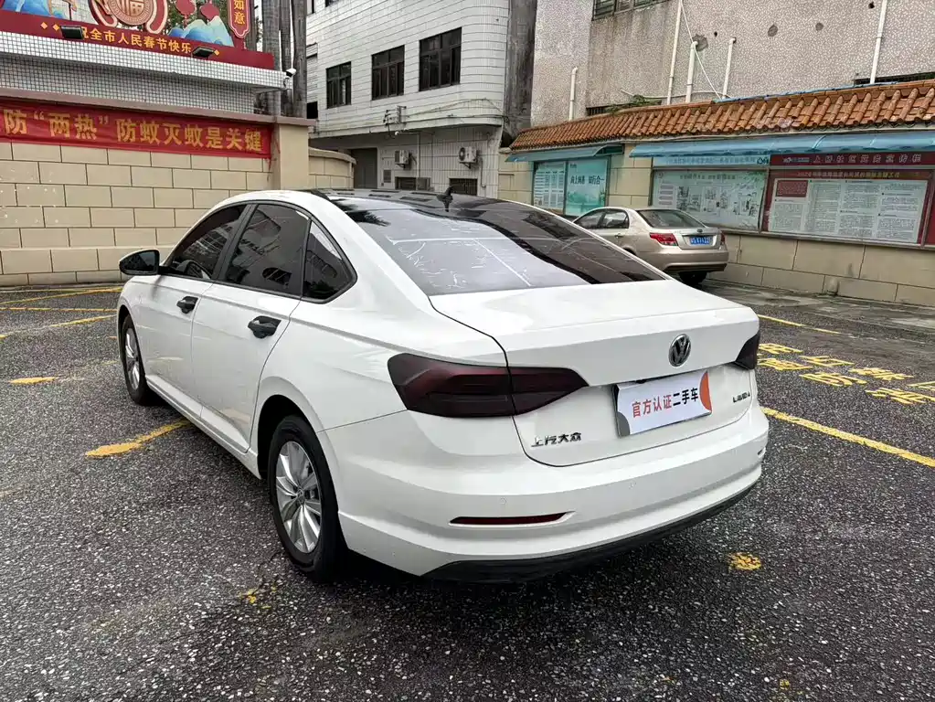 Volkswagen Lavida — миниатюра 7