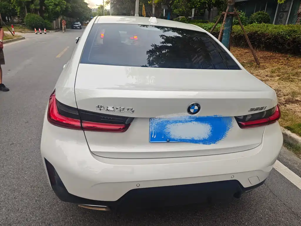BMW 3 Series — миниатюра 6