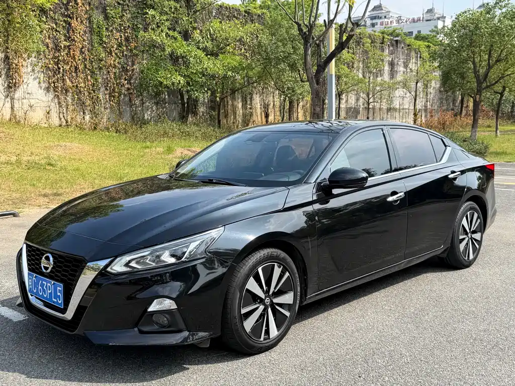 Nissan Teana — миниатюра 2