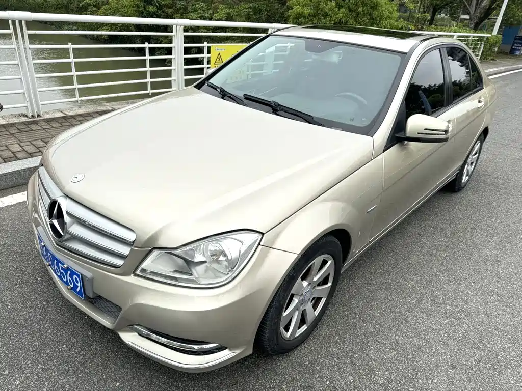 Mercedes-Benz C-Class 2012