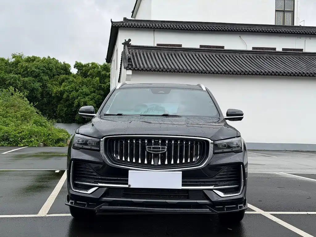 Geely Xingyue L — миниатюра 2