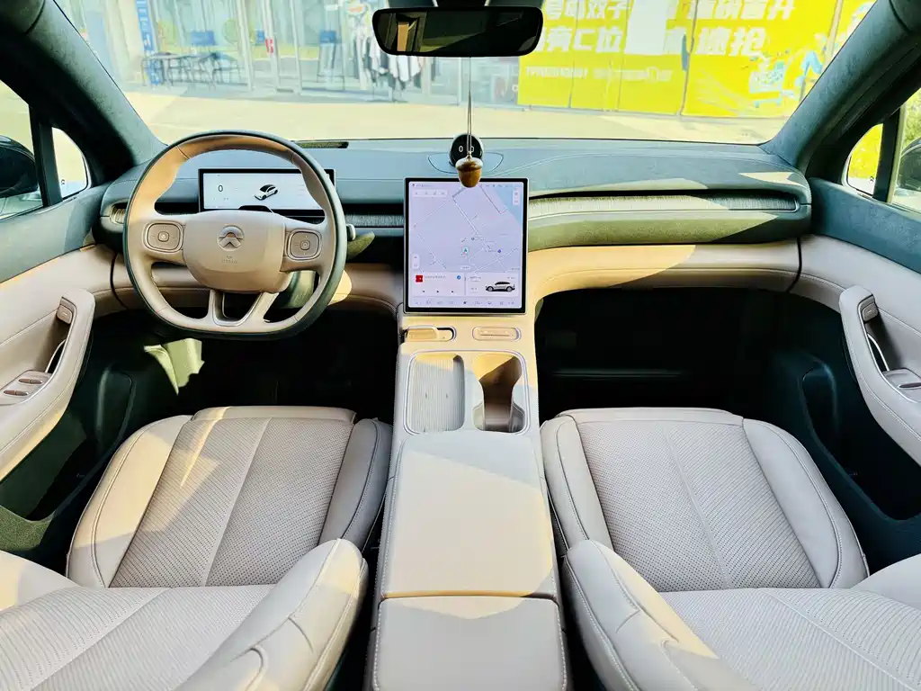 NIO EC6 — миниатюра 8