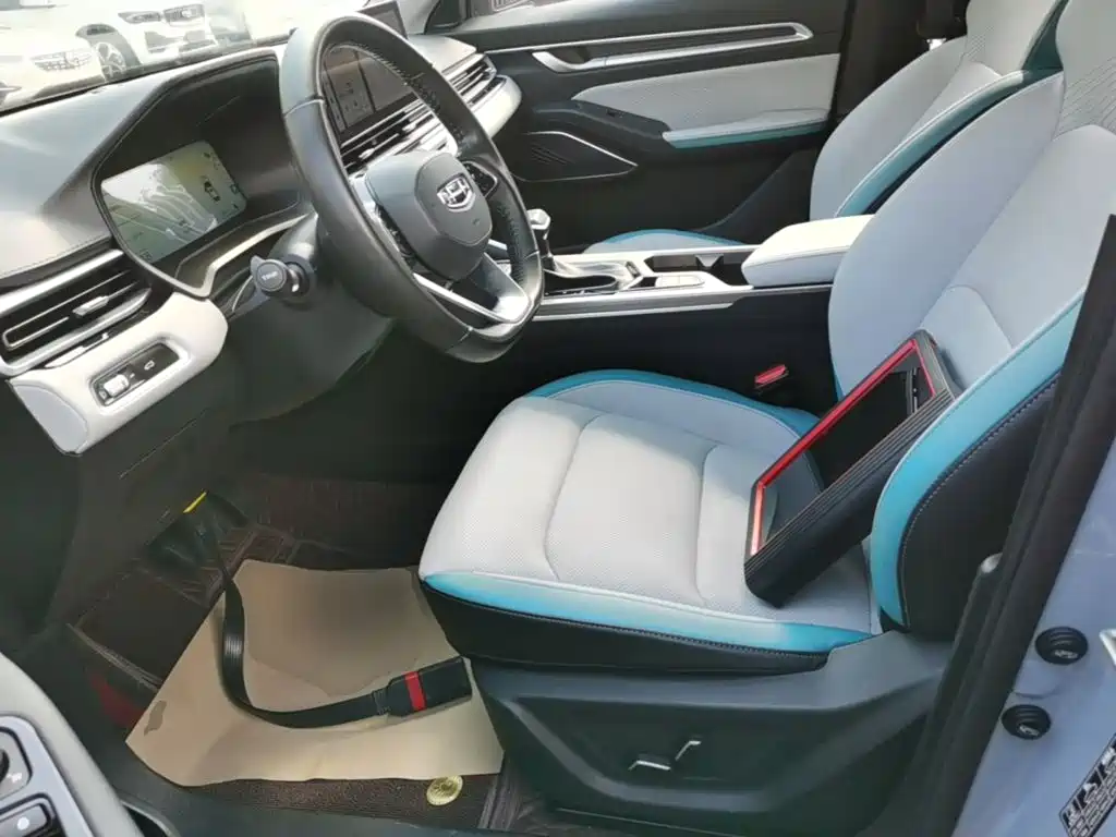 Geely Emgrand — миниатюра 15