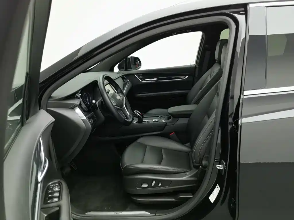 Cadillac XT5 — миниатюра 10