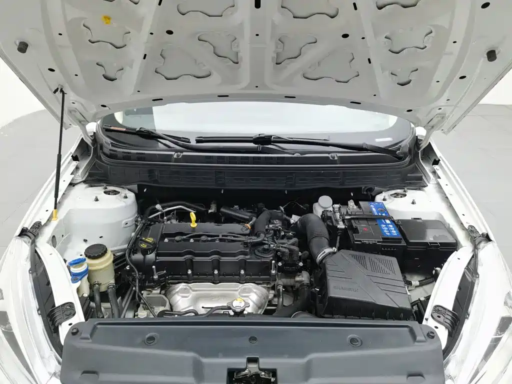 Changan Eado DT — миниатюра 6