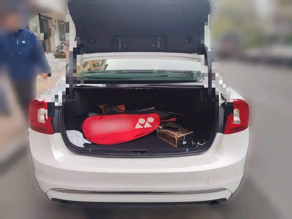Volvo S60 — миниатюра 20