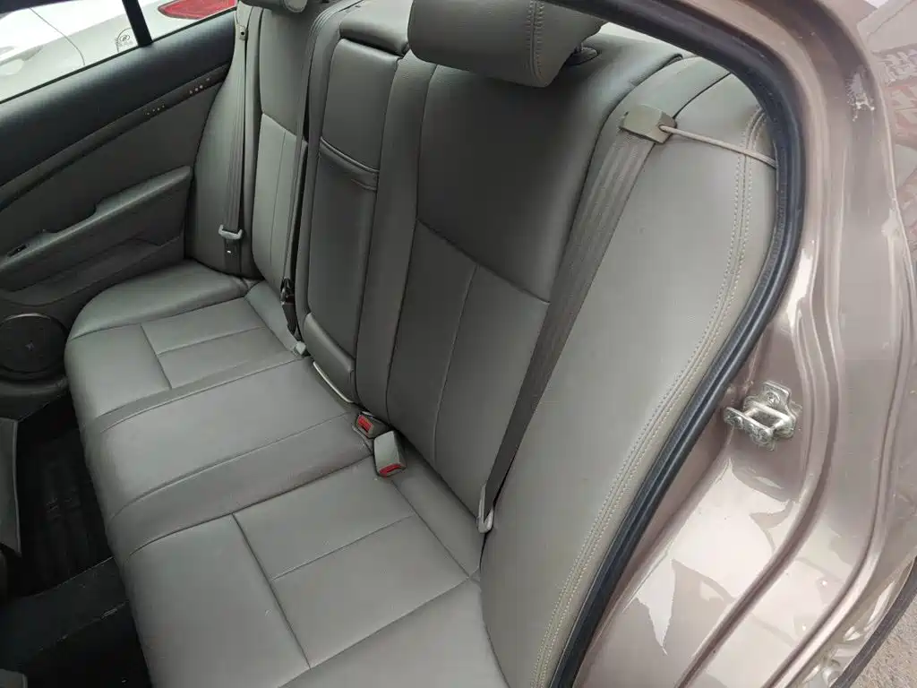 Chevrolet Epica — миниатюра 18
