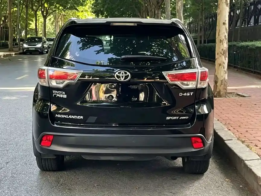 Toyota Highlander — миниатюра 8