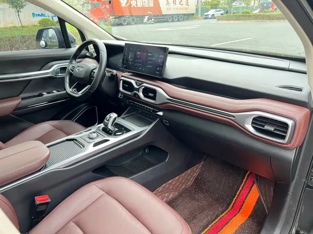 Geely Haoyue — миниатюра 12