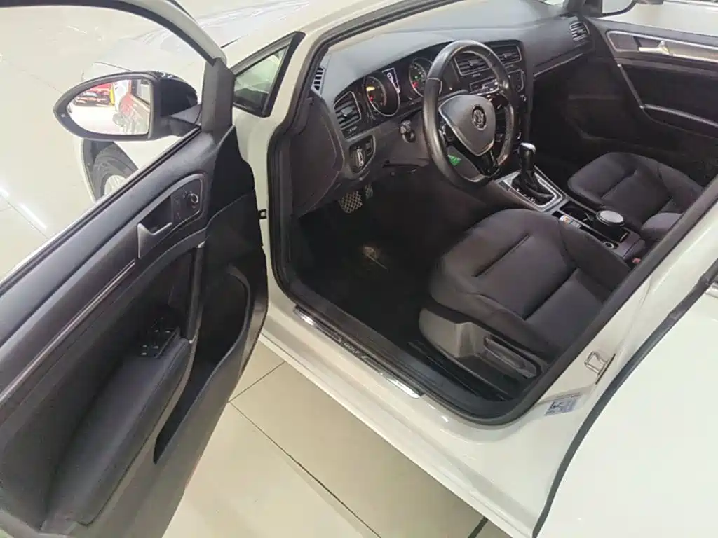 Volkswagen Golf — миниатюра 16
