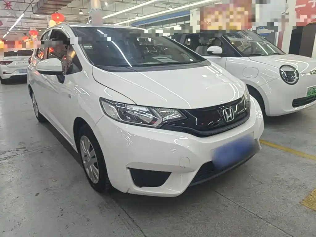 Honda Fit — миниатюра 4