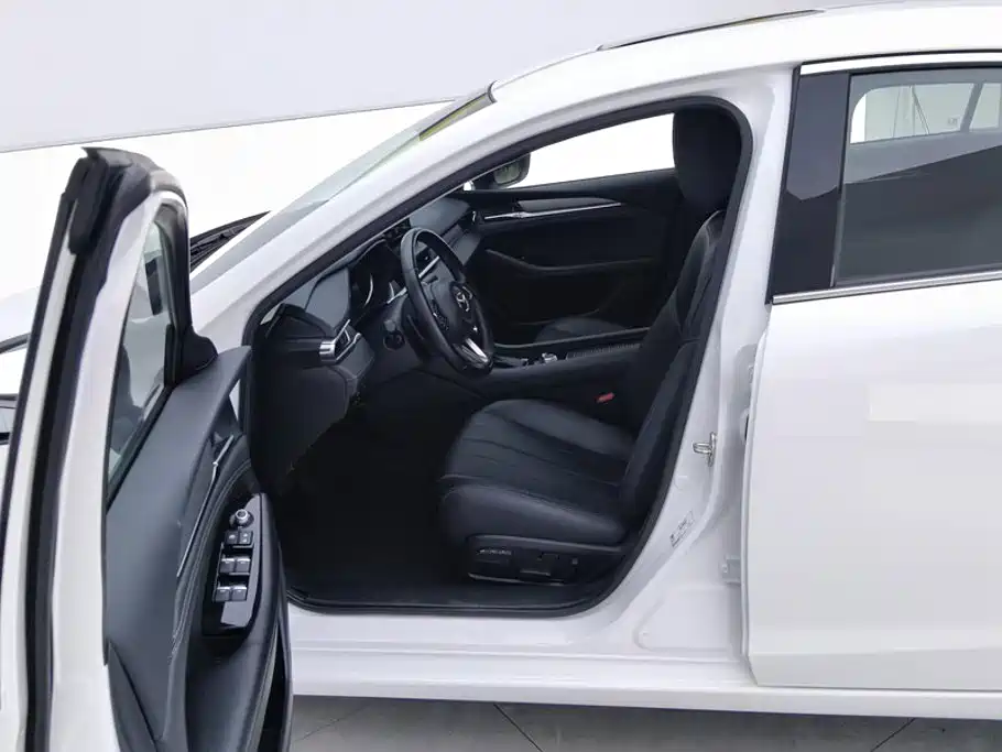 Mazda Atenza — миниатюра 9