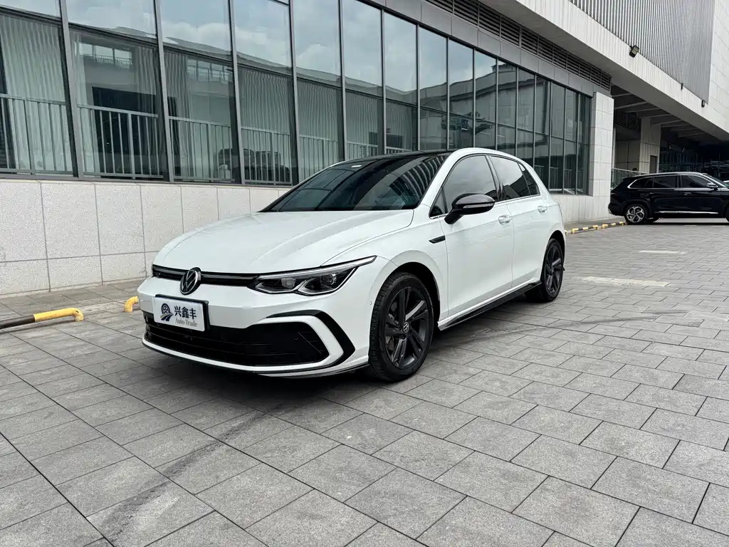 Volkswagen Golf 2023