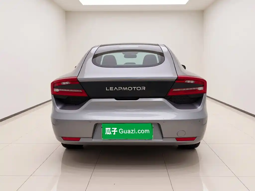 Leapmotor Leapmotor S01 — миниатюра 5