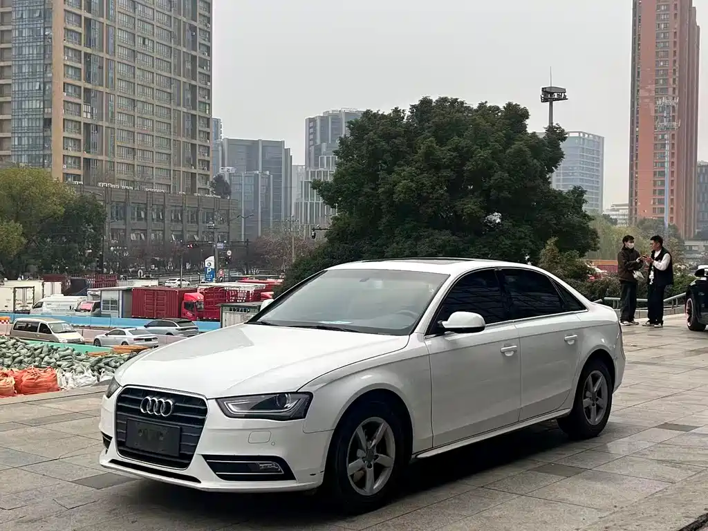 Audi A4L 2013
