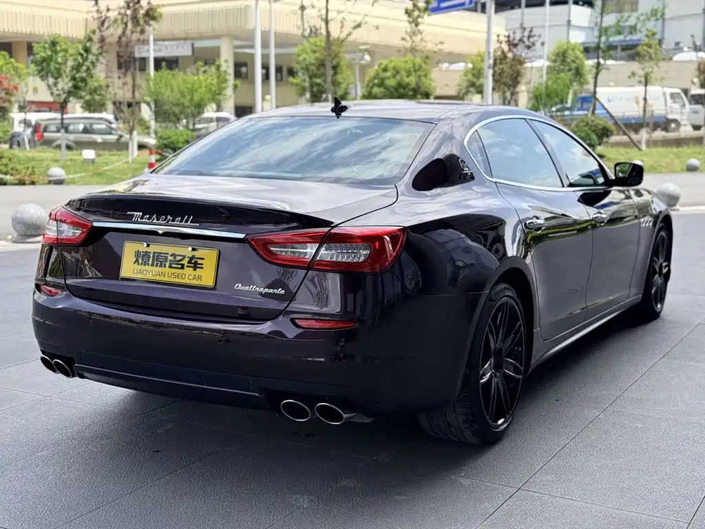 Maserati Quattroporte — миниатюра 7