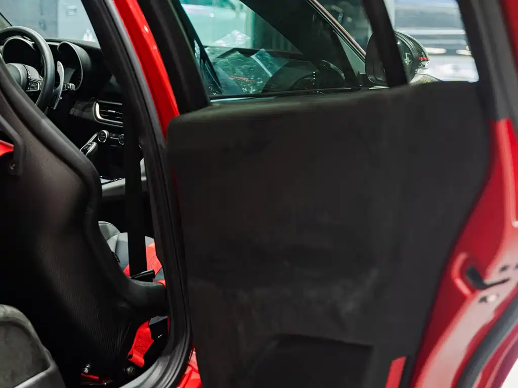 Alfa Romeo Giulia — миниатюра 12
