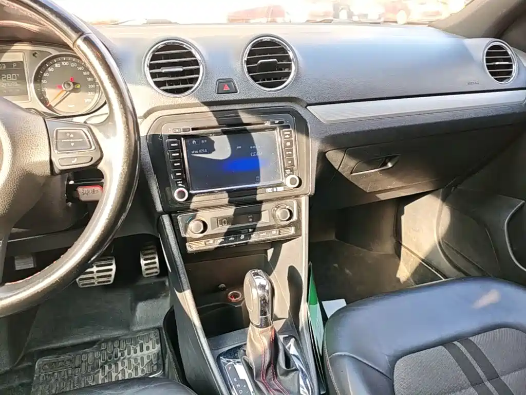 Volkswagen Jetta — миниатюра 13