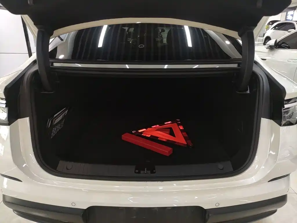 BYD Seal 07 DM-i — миниатюра 19