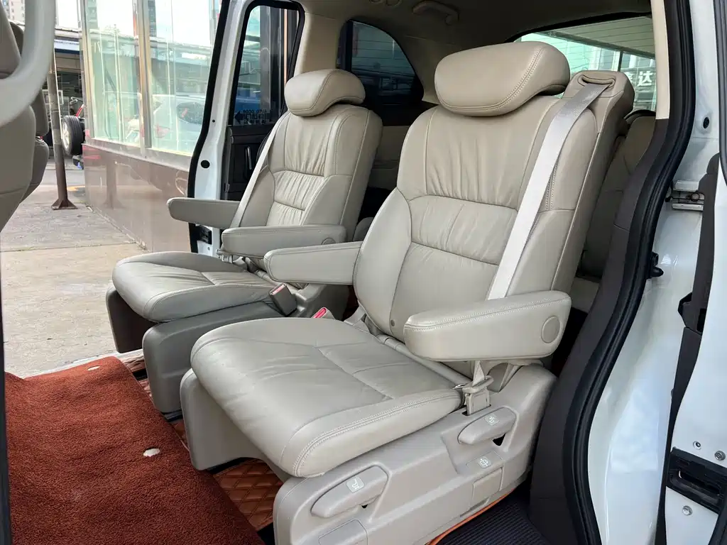 Honda Odyssey — миниатюра 10
