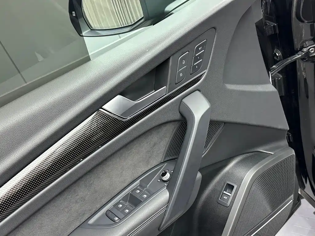Audi SQ5 — миниатюра 8