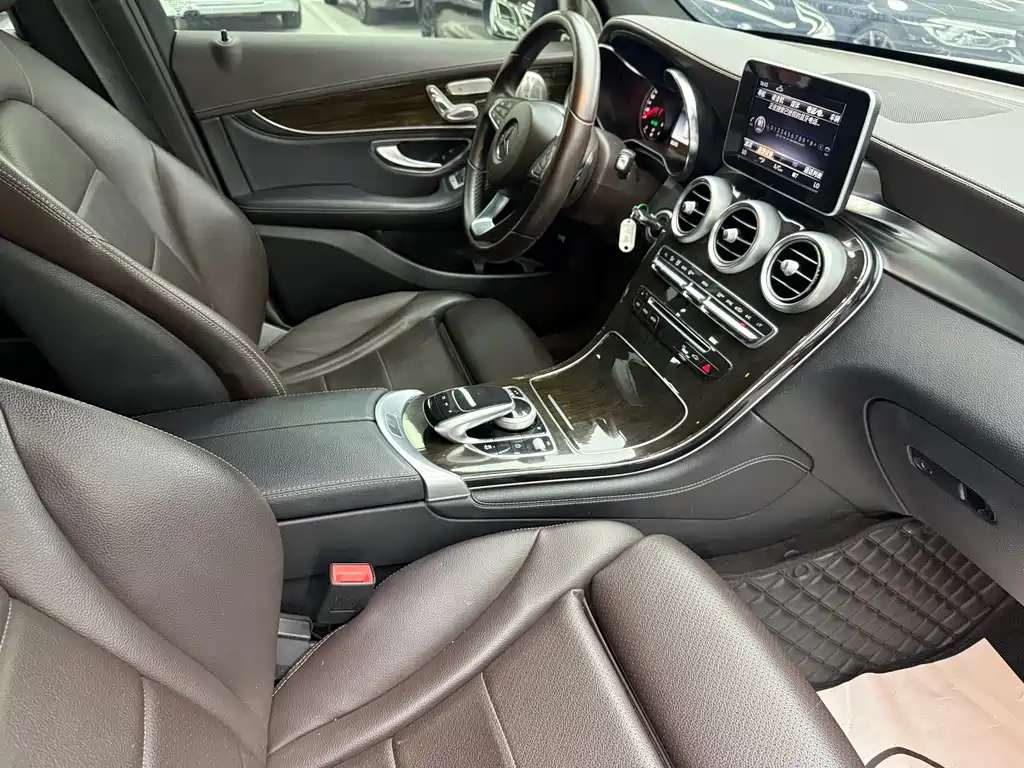 Mercedes-Benz GLC — миниатюра 23