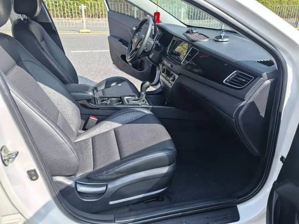 Hyundai MISTRA