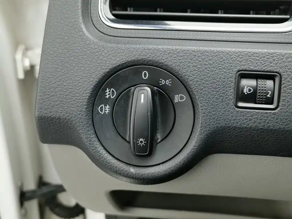 Skoda Rapid — миниатюра 21