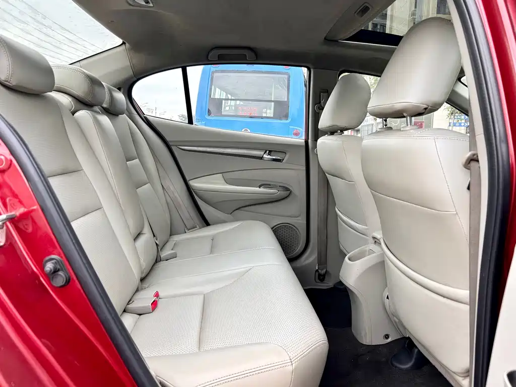 Honda City Classic — миниатюра 9