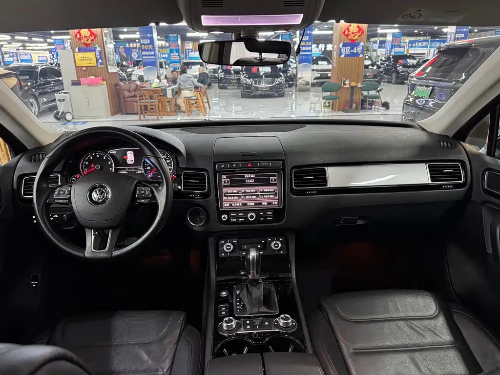 Volkswagen Touareg — миниатюра 6