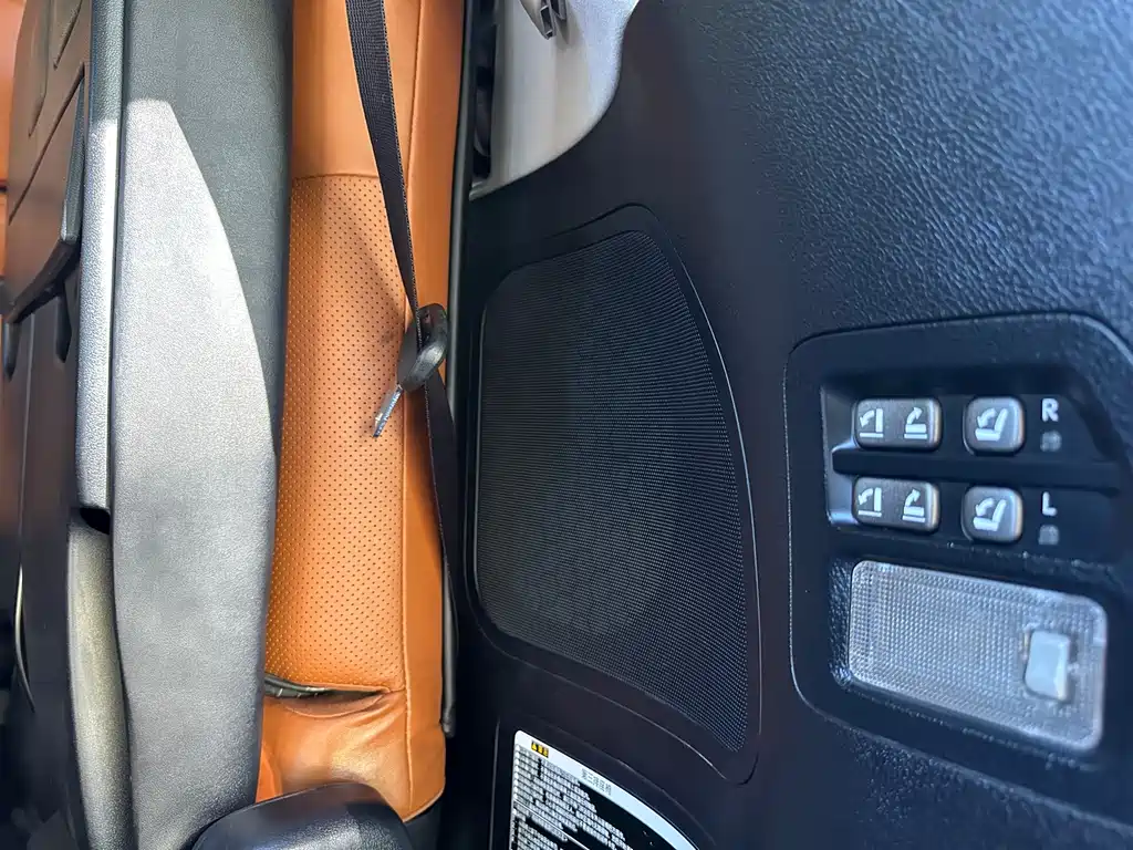 Lexus LX — миниатюра 33
